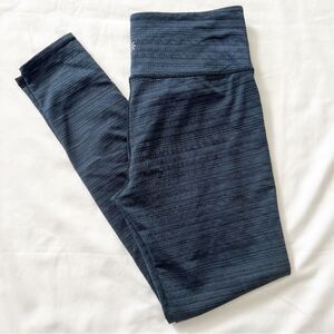 Athleta NWOT Jacquard Chaturanga tight leggings women’s size M navy blue